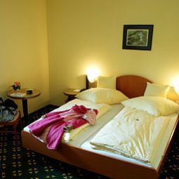 Zimmer Schlosshotel Klaffenbach Fotos