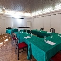 Salle de séminaires Republique INTER-HOTEL Fotos