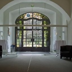 Hall Schloss Lautrach Fotos