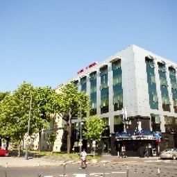 Widok zewnętrzny Central Fotos