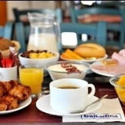 Sala śniadaniowa w restauracji Balladins Sarcelles Fotos