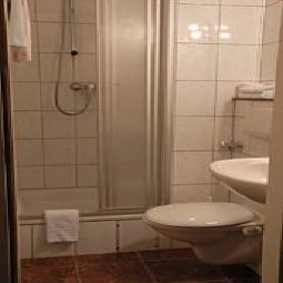 Badezimmer Domblick Garni Fotos