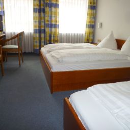  Lorenz Hotel Zentral Fotos