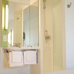 Zimmer Ibis budget Wuppertal Nord Fotos