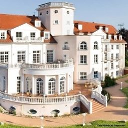 Exterior view Park Hotel Schloss Kaulsdorf Fotos