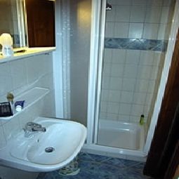 Badezimmer Zur Oase Gasthaus & Pension Fotos