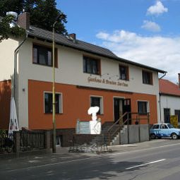 Außenansicht Zur Oase Gasthaus & Pension Fotos