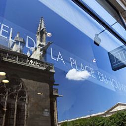 Place du Louvre
