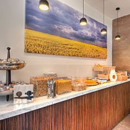 Buffet Moderne Saint-Germain Fotos