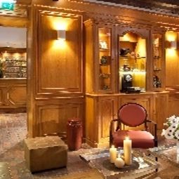 Hall Hotel de Fleurie Fotos