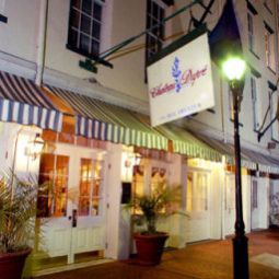Chateau Dupre'  New Orleans (Louisiana)                        