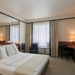 Zimmer Holiday Inn MINDEN Fotos