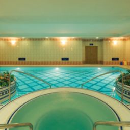 Pool Thistle City Barbican Fotos