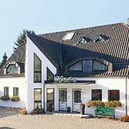 Vista exterior Zur Krone Fotos
