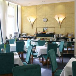 Salle du petit-déjeuner Comfort Andi City Center Fotos