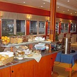 Frühstücksraum im Restaurant Botel Lisa Fotos