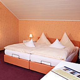Familienzimmer Berghof Land-gut-Hotel Fotos