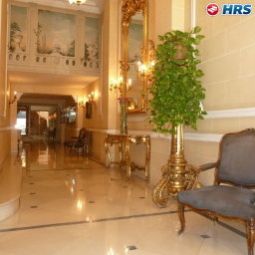 Hall Manos Stephanie Fotos