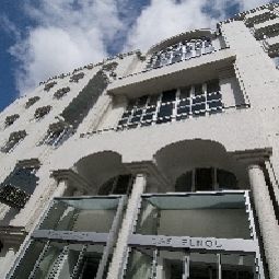 Castelnou Apart Hotel Gent 