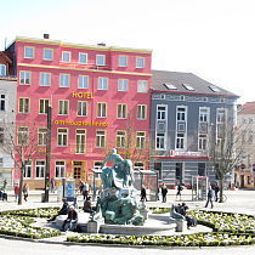 Am Hauptbahnhof Schwerin Zentrum / Hauptbahnhof