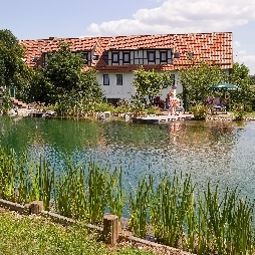 Garten Wolfsmühle Ferienhotel Fotos