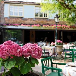 Terrace Relais et Chateaux La Forestiere Fotos
