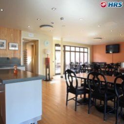 Комната для завтраков Royal Best Western Fotos