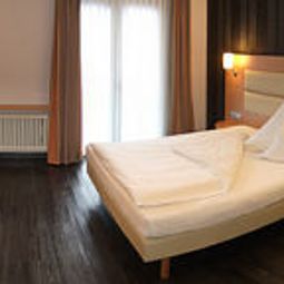 Chambre Best Western Plaza Ditzingen Fotos
