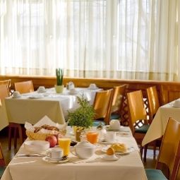 Salle du petit-déjeuner Achat Comfort Karlsruhe Fotos