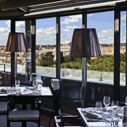 Salle du petit-déjeuner située dans le restaurant Sofitel Rome Villa Borghese Fotos