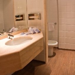 Salle de bains Best Western Modena District Fotos