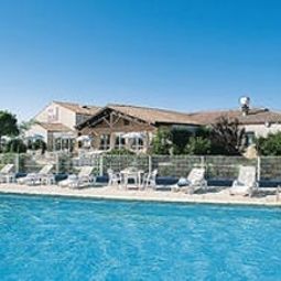 Бассейн Le Pavillon INTER-HOTEL Fotos