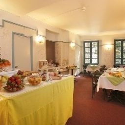 Bufet de Gramont QUALYS-HOTEL Fotos