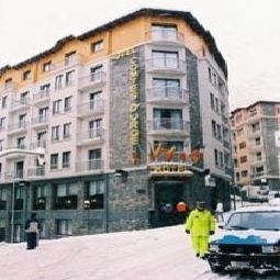 Außenansicht Comtes D' Urgell Fotos
