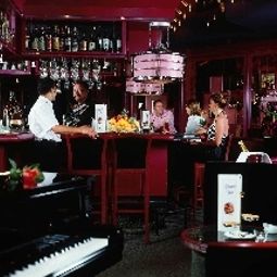 Bar Maritim Kaiserhof Fotos