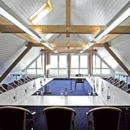 Salle de séminaires Urs und Viktor Fotos