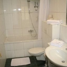 Badezimmer Altstadthotel  Kramer Gasthof Fotos