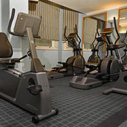 Fitness room NH Harrington Hall Fotos