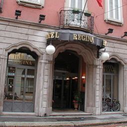 Exterior view Regina Fotos