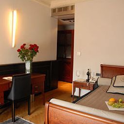 Room Pod Różą Fotos