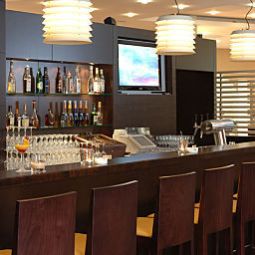 Bar NH Frankfurt Moerfelden Fotos