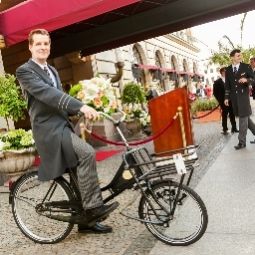 Vue extérieure Adlon Kempinski Fotos