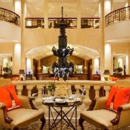Hall Adlon Kempinski Fotos