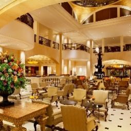 Hall Adlon Kempinski Fotos