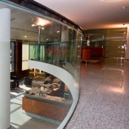 Hall abba Acteon Fotos