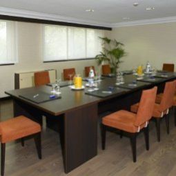 Conference room NH IRUÑA PARK Fotos
