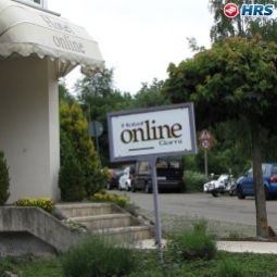 Vista esterna Online Garni Fotos