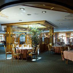 Frühstücksraum im Restaurant Bayerischer Hof WellnessSporthotel Fotos