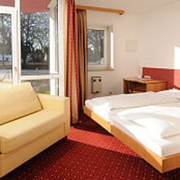 Room Azimut Erding Fotos