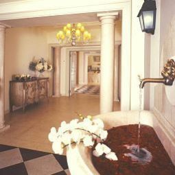 Холл Villa Rosa Desenzano Fotos